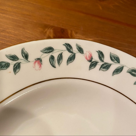 Lynns Fine China Oval Serving Platter ESABETH Pink Rosebud - Picture 3 of 5